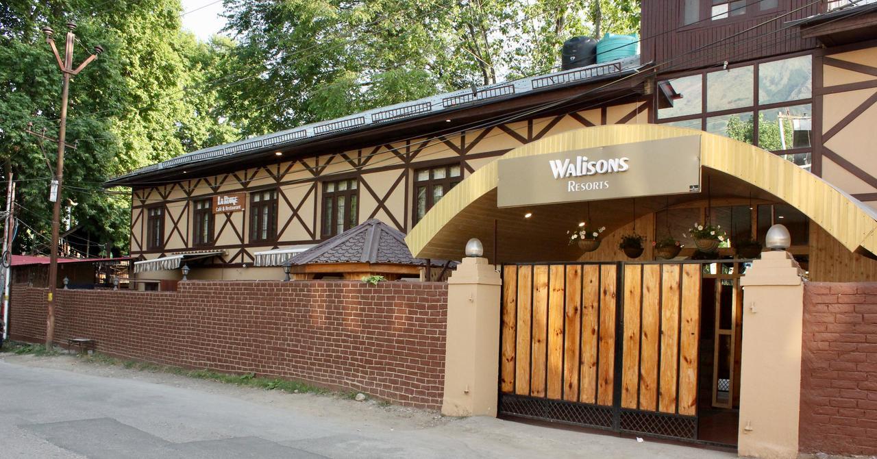 Hotel Walisons Resorts ศรีนาการ์ ภายนอก รูปภาพ